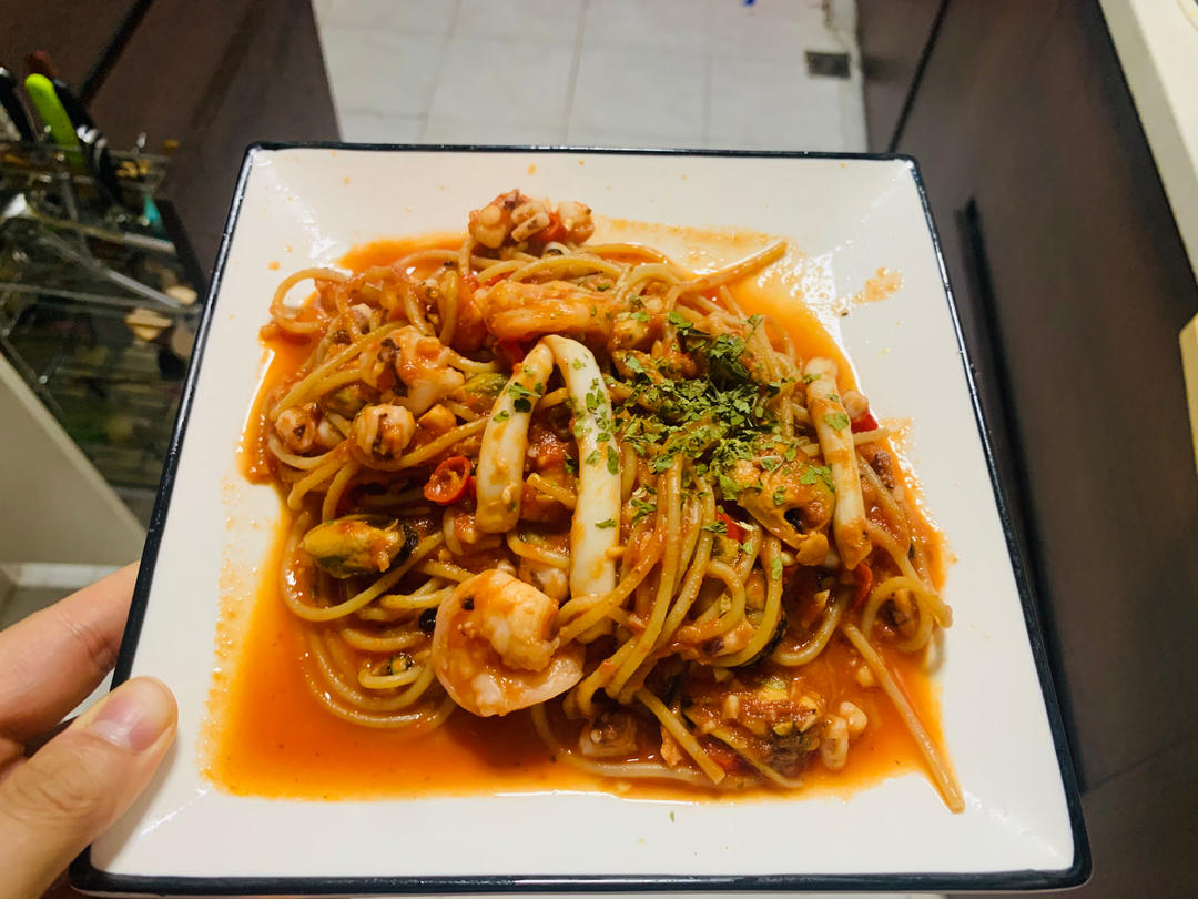 🇮🇹意大利海鲜意面        Italian seafood spaghetti