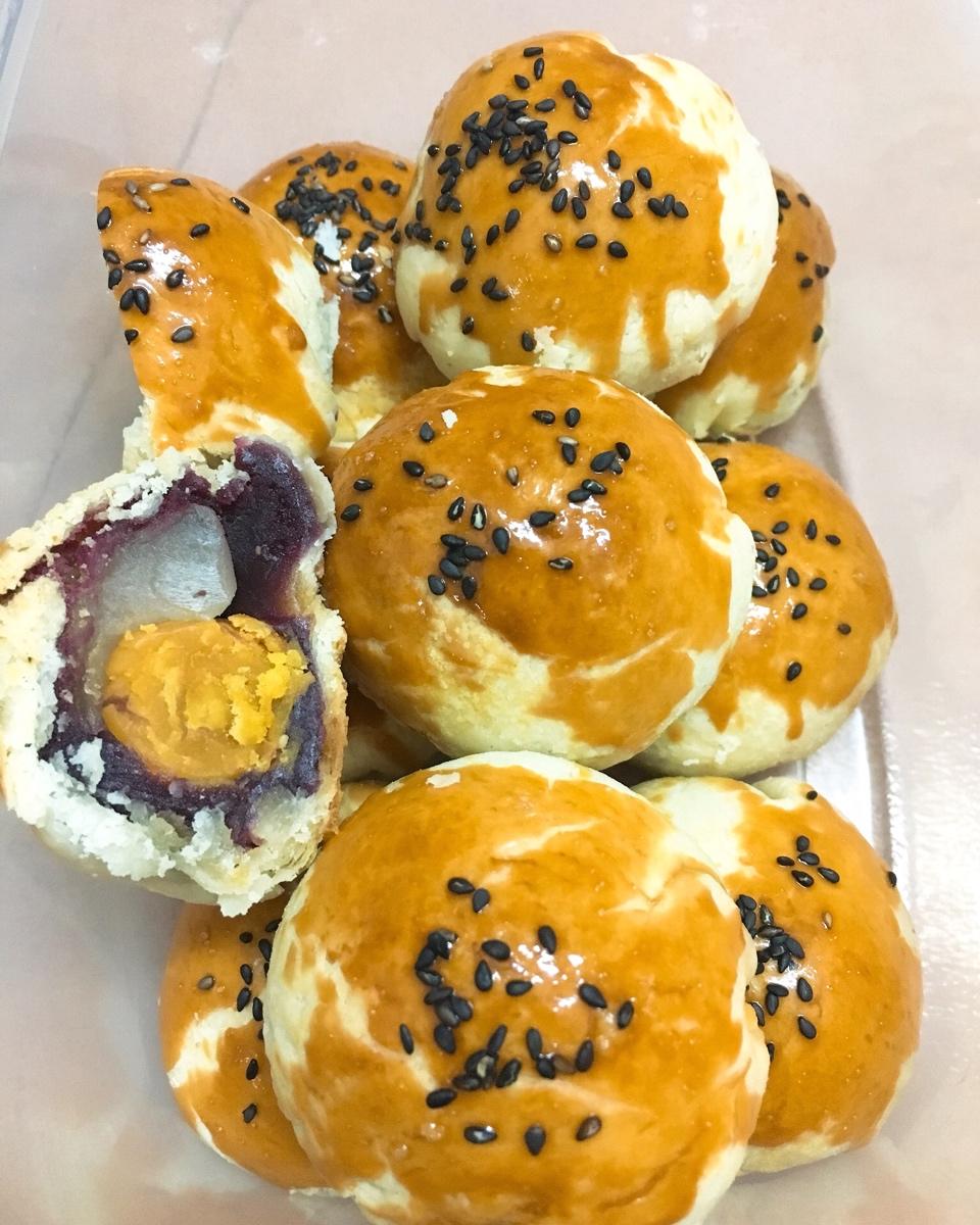 超级香酥拉丝麻薯蛋黄酥（黄油版）不喜大油的朋友也可以尝试噢