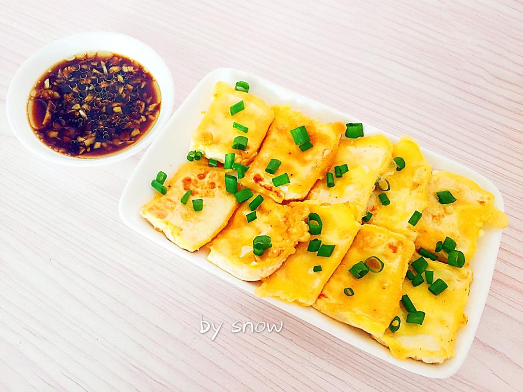 鸡蛋香煎嫩豆腐小方