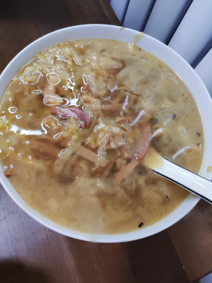 东北酸菜猪肉炖粉条