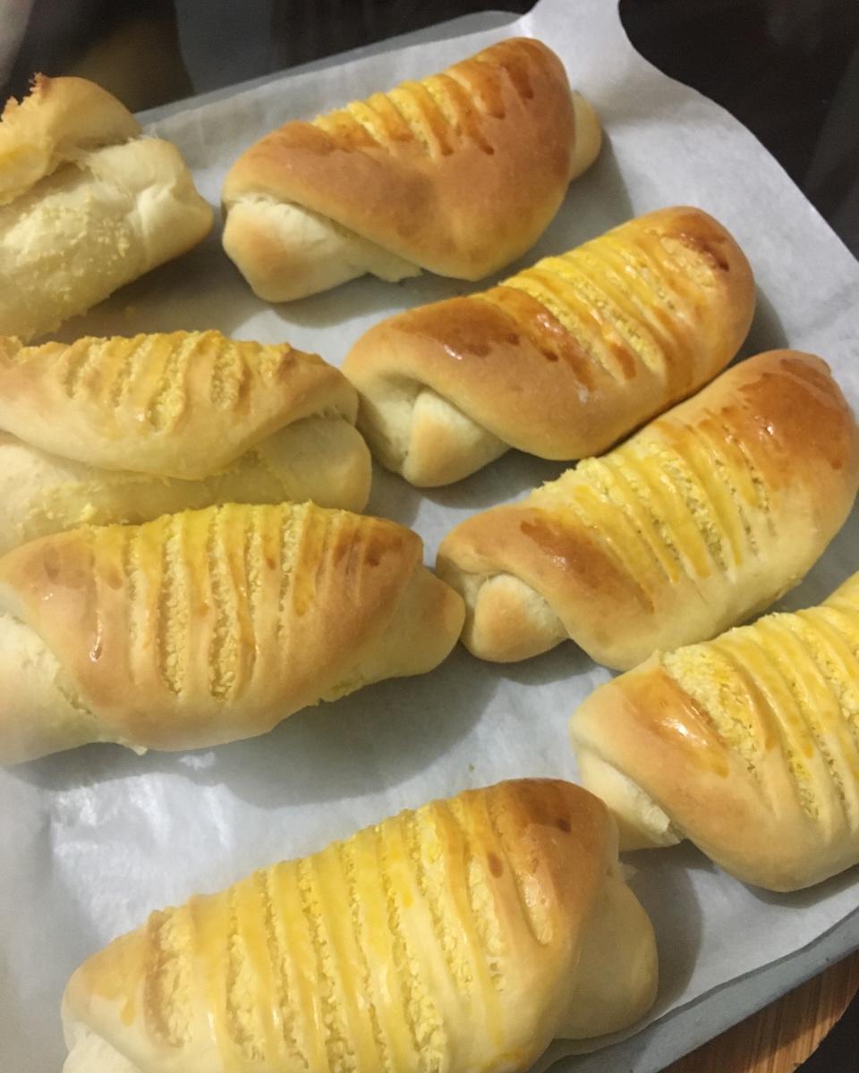 椰蓉小面包