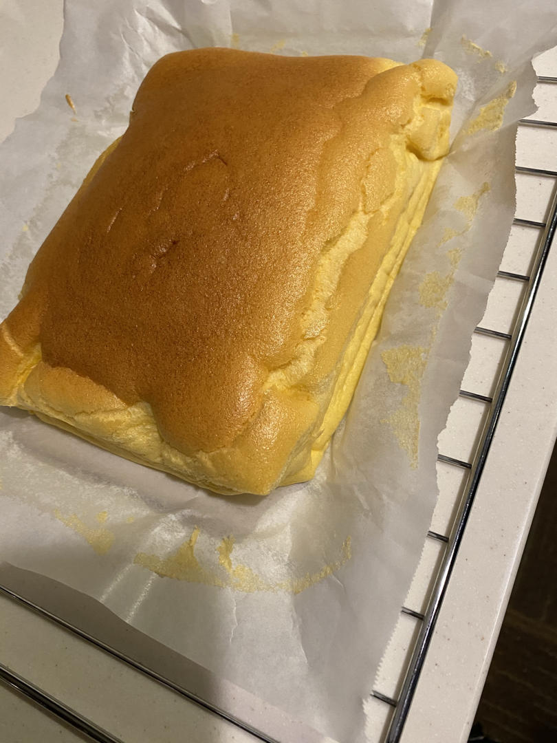 堪比柯基屁股
爆浆芝士🧀古早蛋糕