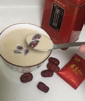 超快手红枣奶茶的做法 步骤8