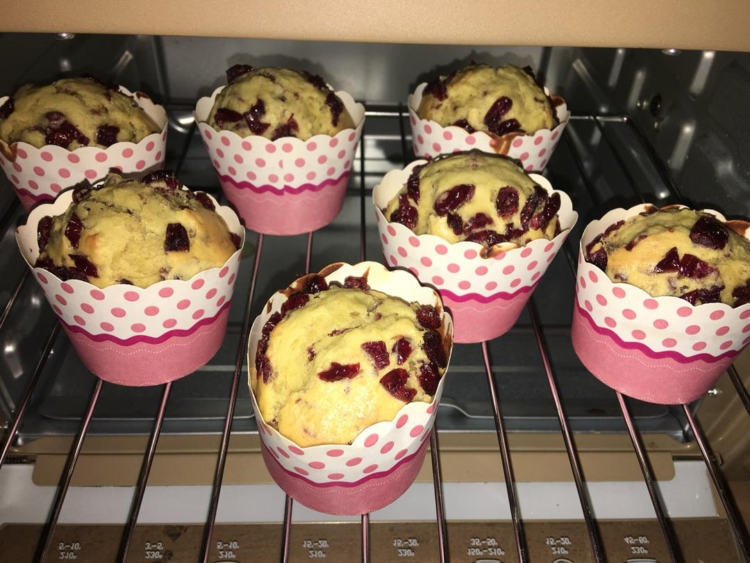 少女心的香蕉蔓越莓玛芬