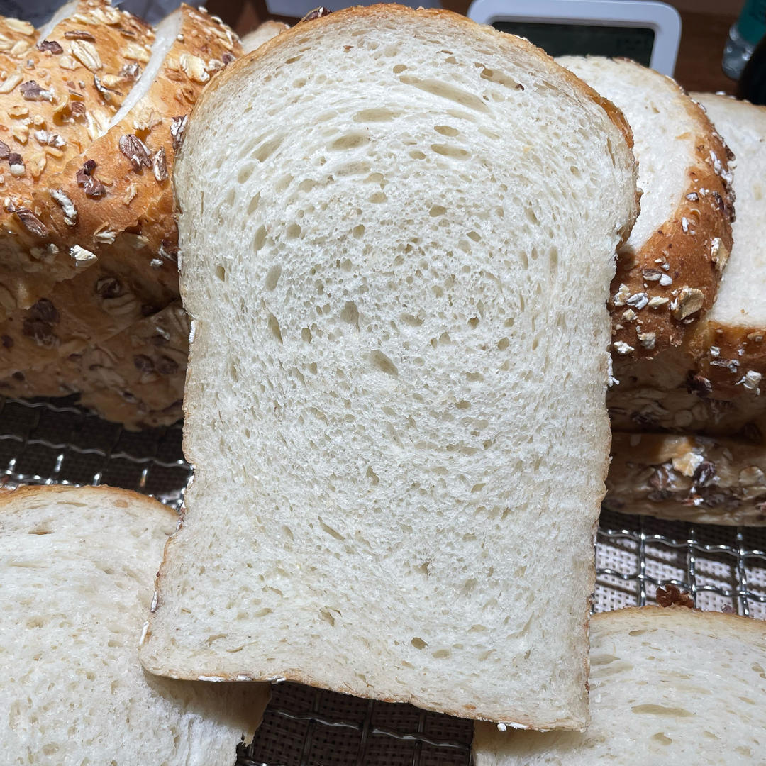 经典燕麦吐司（The best oatmeal bread）