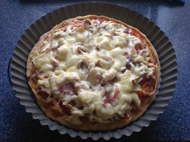 厚底鲜虾培根披萨