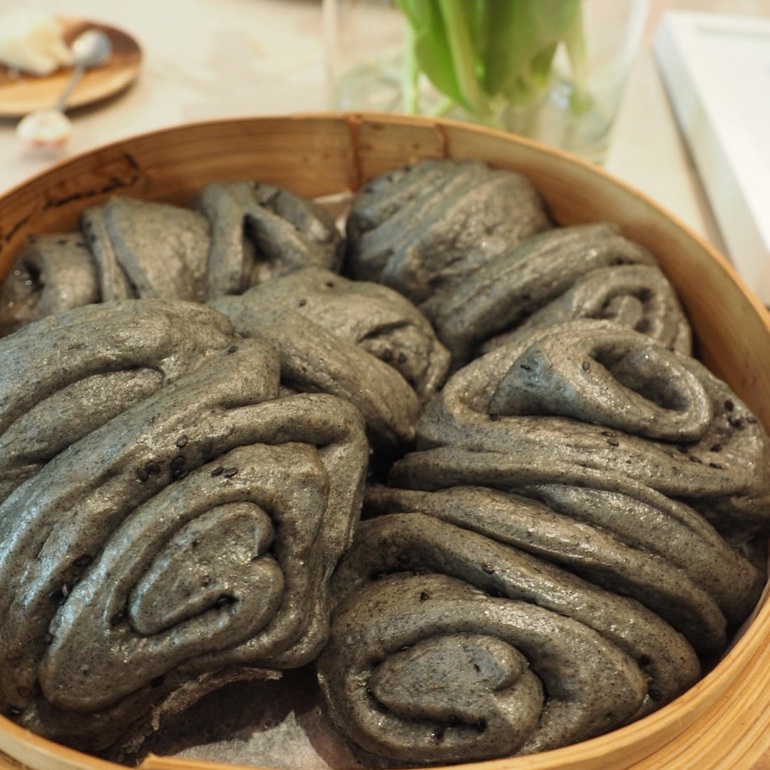 奶香黑芝麻馒头
