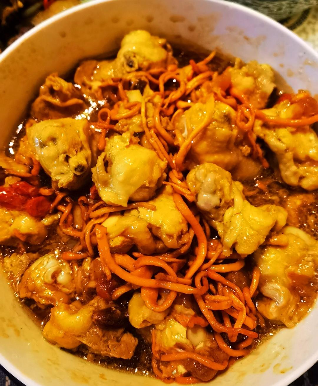 虫草花蒸鸡腿