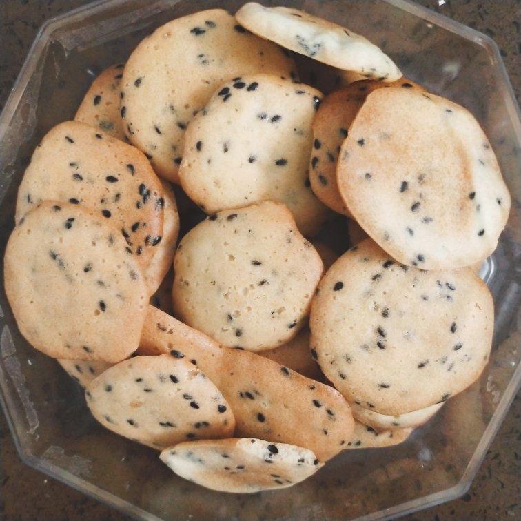 脆香 鸡蛋芝麻薄饼
