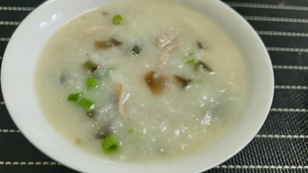 十五分钟快手之香滑皮蛋瘦肉粥(附五分钟电饭煲电压力锅更快捷方法)