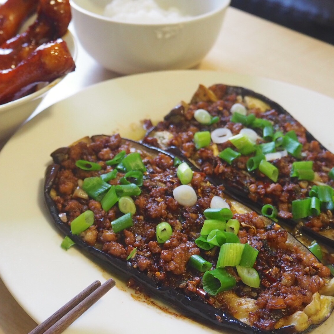 蒜香烤茄子