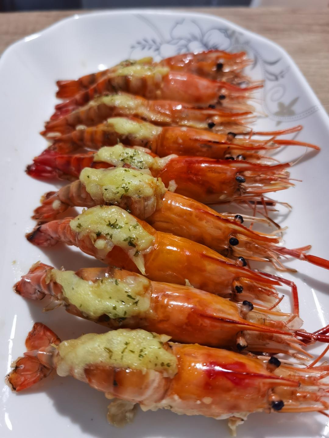 芝士烤虾（蒜蓉）烤大虾（高级！简单！快速）