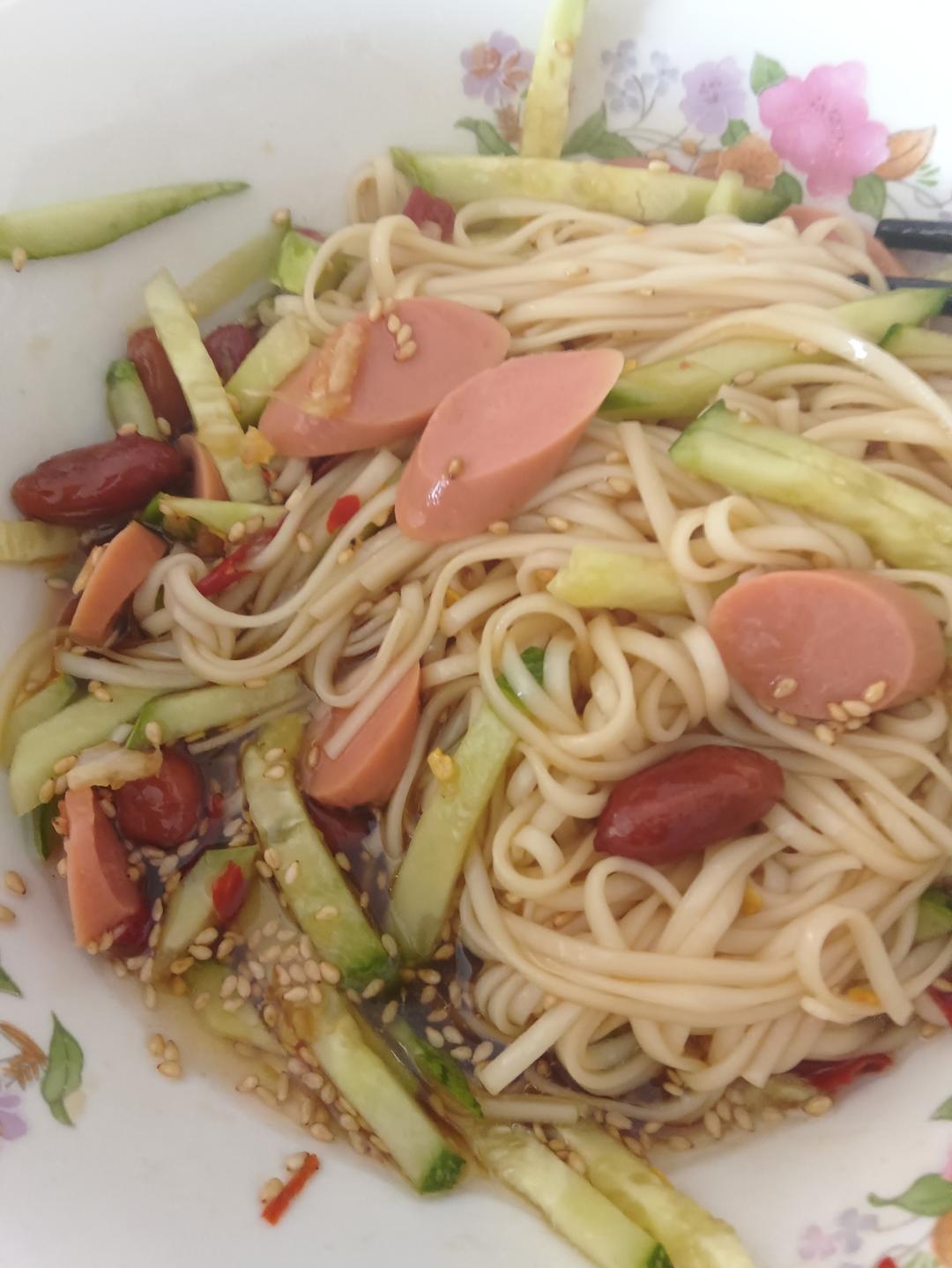 夏日凉拌面