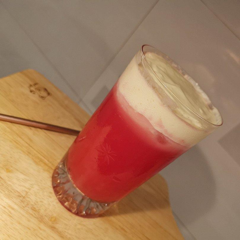 婷婷婷婷猪做的满杯芝士西瓜奶盖