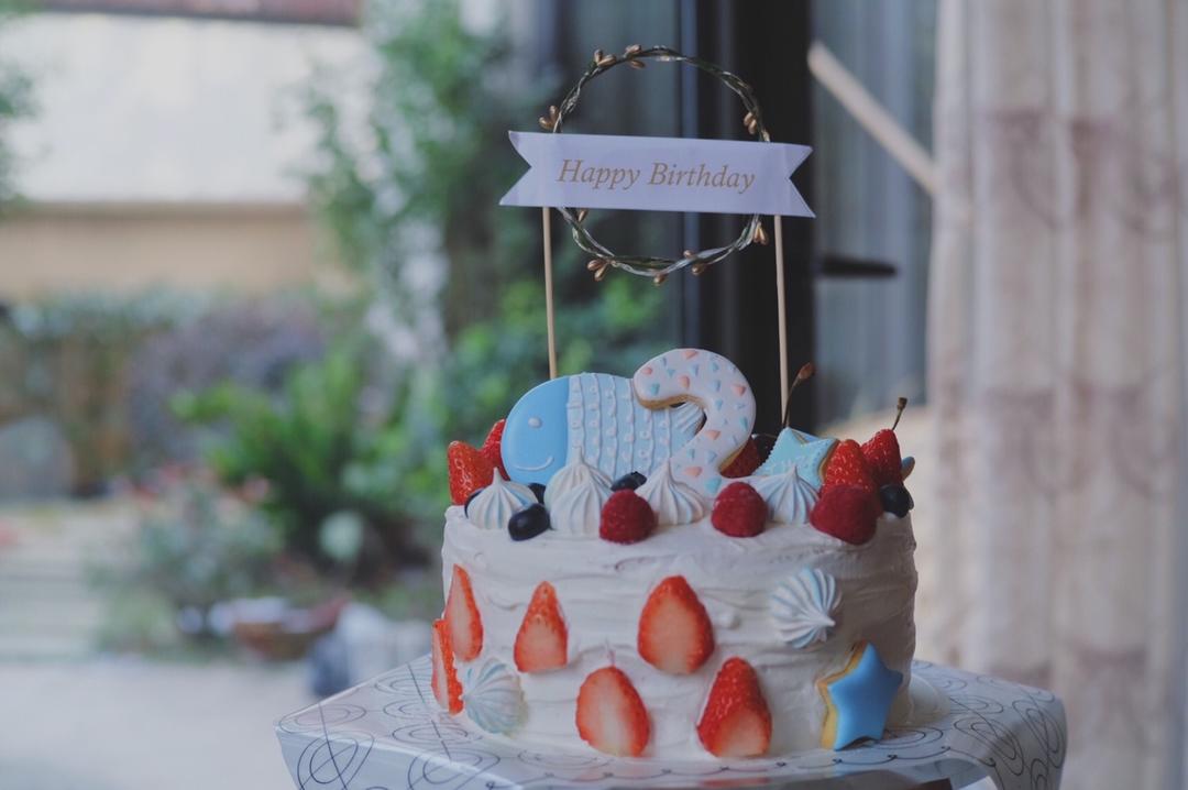 草莓奶油蛋糕/基础戚风胚，徒手脱模剖片及抹面挤花/「戚风及其衍生」烘焙视频蛋糕篇1