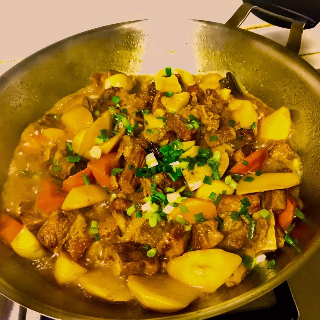 土豆烧牛腩