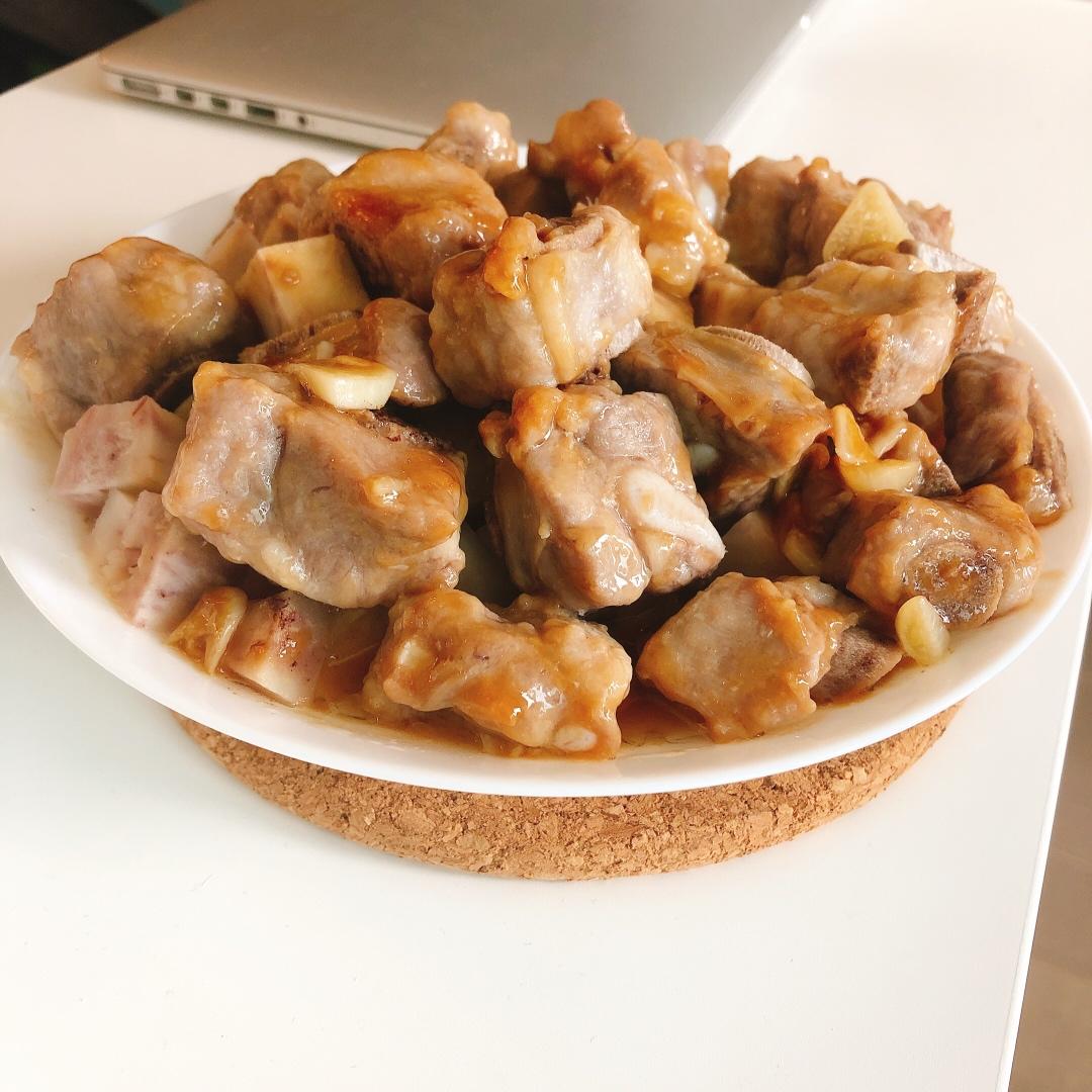 广式芋头排骨