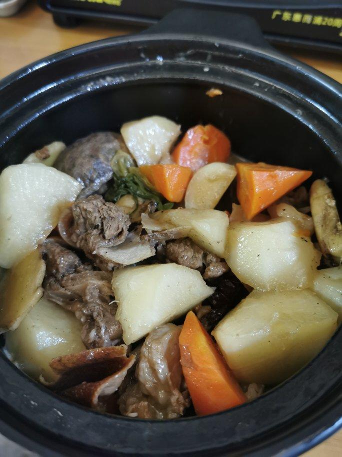 羊肉焖白萝卜（没有膻味的秘诀）