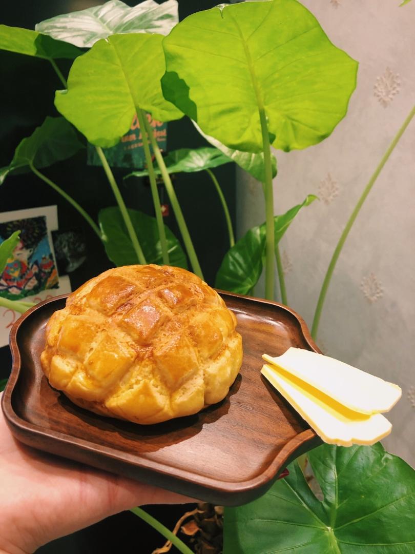 菠萝包-拒绝店里那些甜到吃不出香味的菠萝包