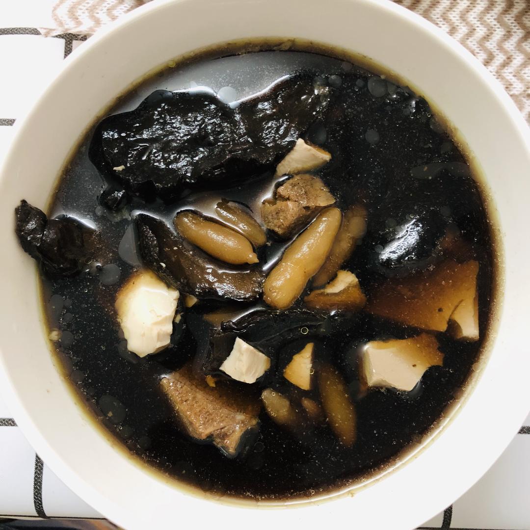 润肺止咳：生地麦冬豆腐汤