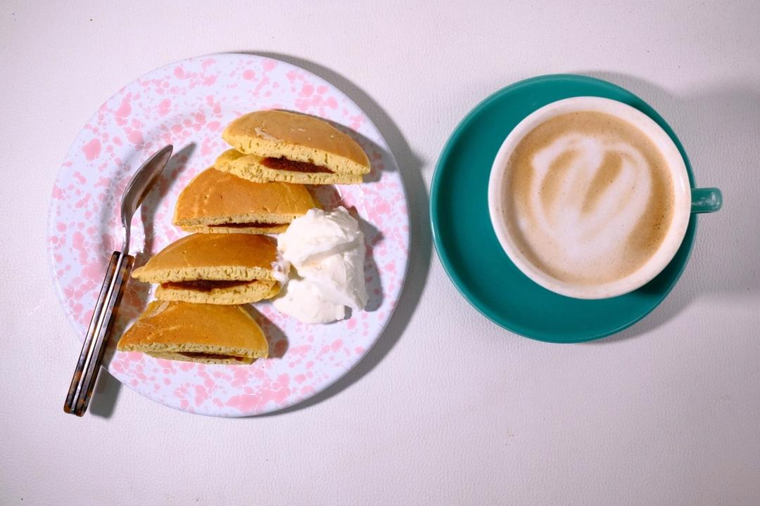 🥞超级简单的松饼万能公式，荷兰松饼、克拉芙提、烤奶布丁、华夫饼和鲷鱼烧的区别，早餐不出错的搭配技巧