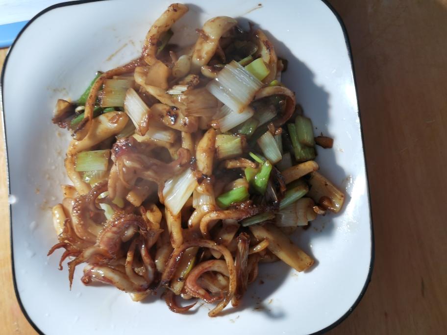 大葱炒鱿鱼
