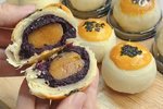 中式点心小黄帽紫薯蛋黄酥的详细做法，层层酥脆，香酥掉渣
