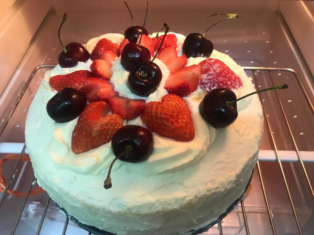 《Tinrry+》草莓奶油蛋糕（8寸配方）