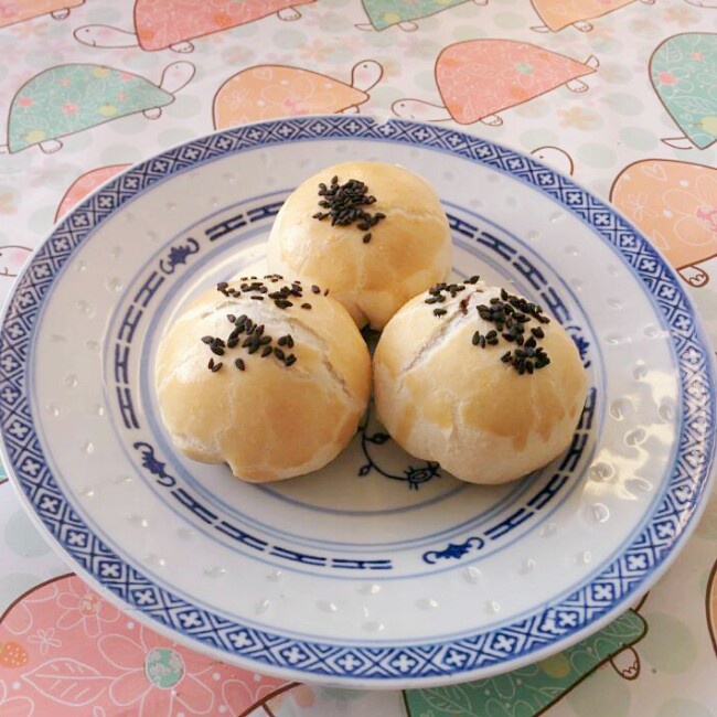 豆沙蛋黄酥