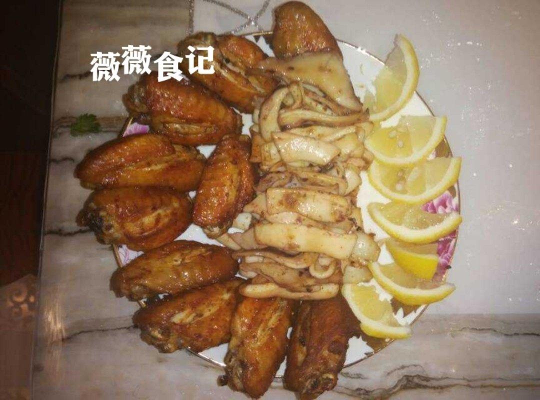孩子们喜欢的泡芙草莓蛋糕来了