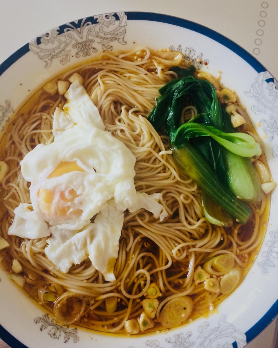 王大厨酸汤面