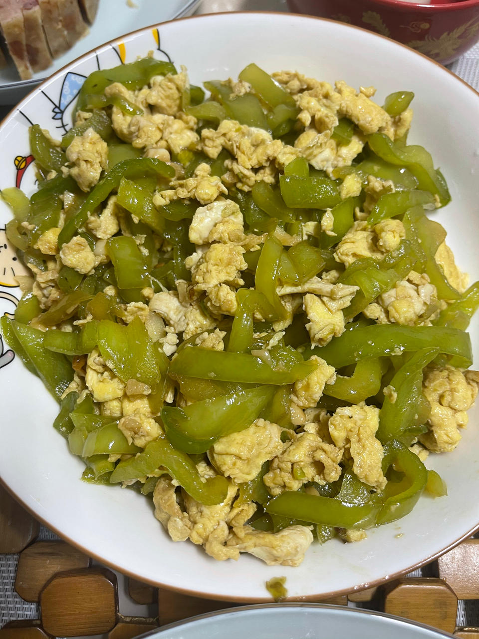 下饭神器尖椒炒鸡蛋