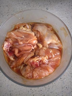 蚝油鸡腿的做法 步骤2