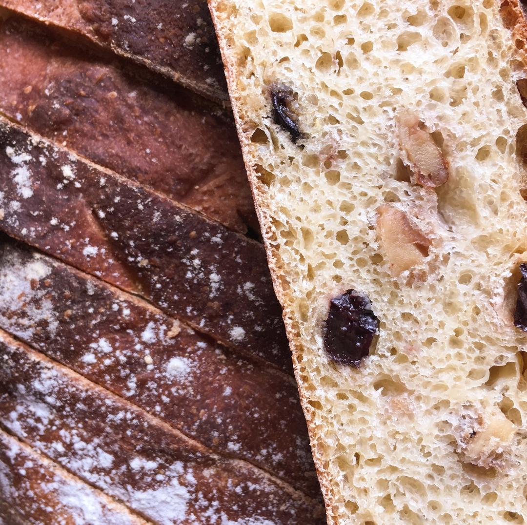 天然酵种紫薯核桃欧包