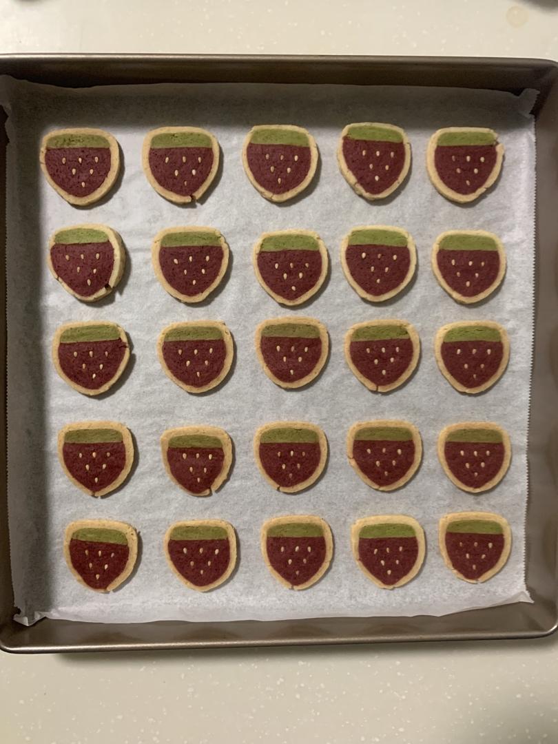 🍓一口一个小可爱❗️草莓多多曲奇饼干