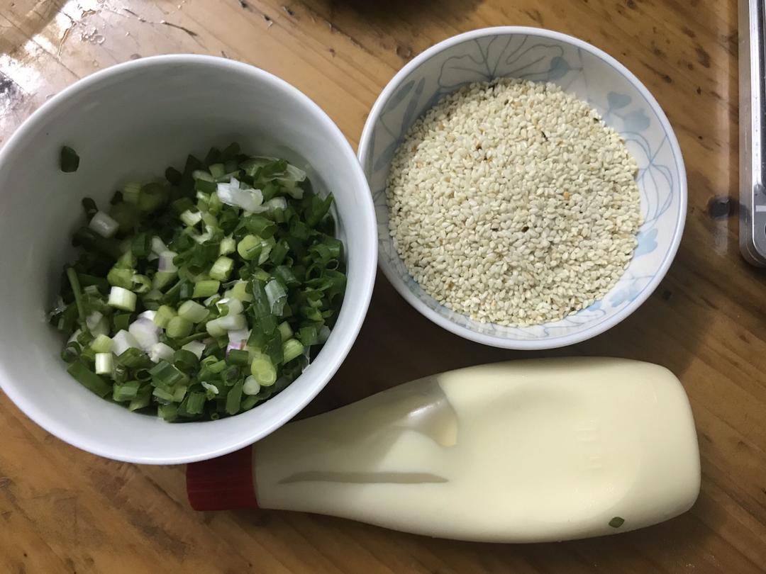 手撕葱香芝麻吐司的做法 步骤5