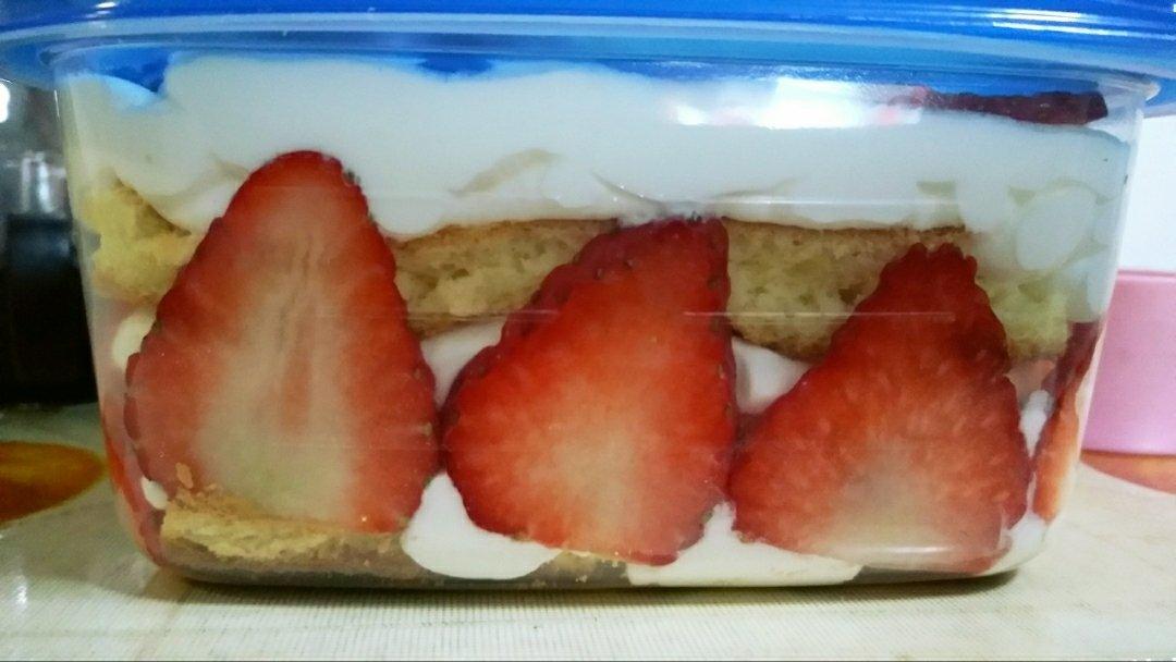 《Tinrry+》拉丝盒子蛋糕（榴莲、草莓、波波奶茶口味）