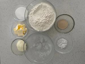 蒜香盐可颂的做法 步骤1