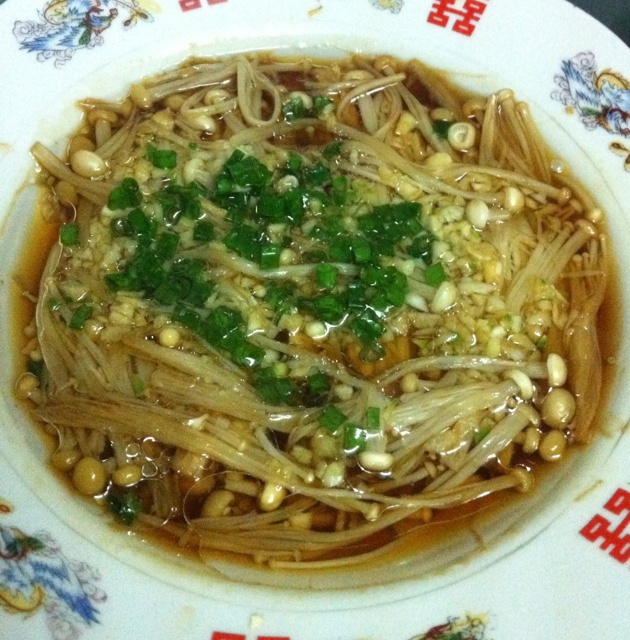 蒜蓉蒸金针菇
