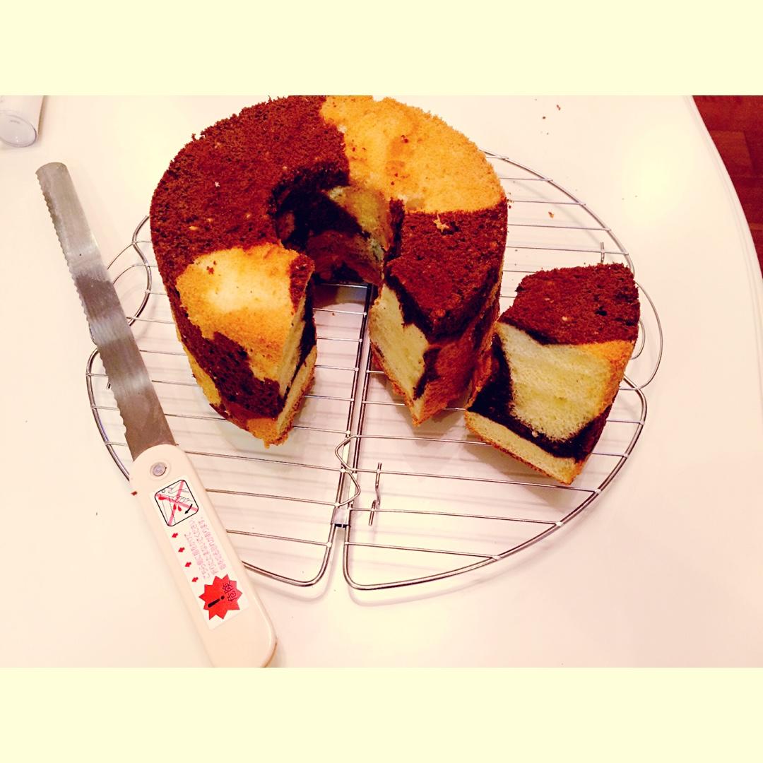 可可双色戚风（奶牛戚风）～17厘米加高戚风模或者18厘米戚风模