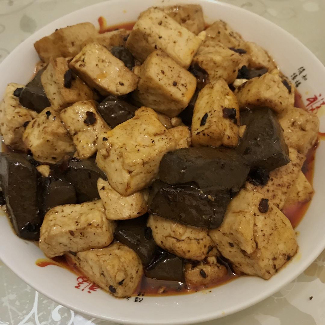 鸭血烧豆腐