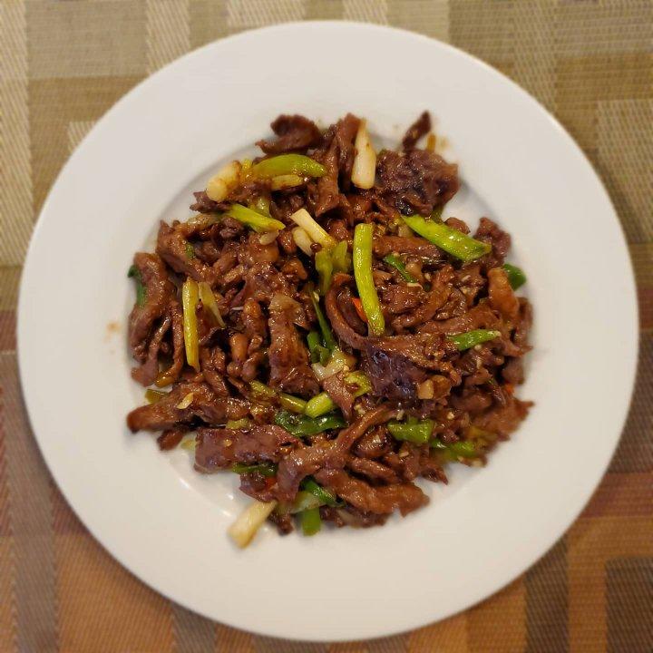 葱爆羊(牛)肉