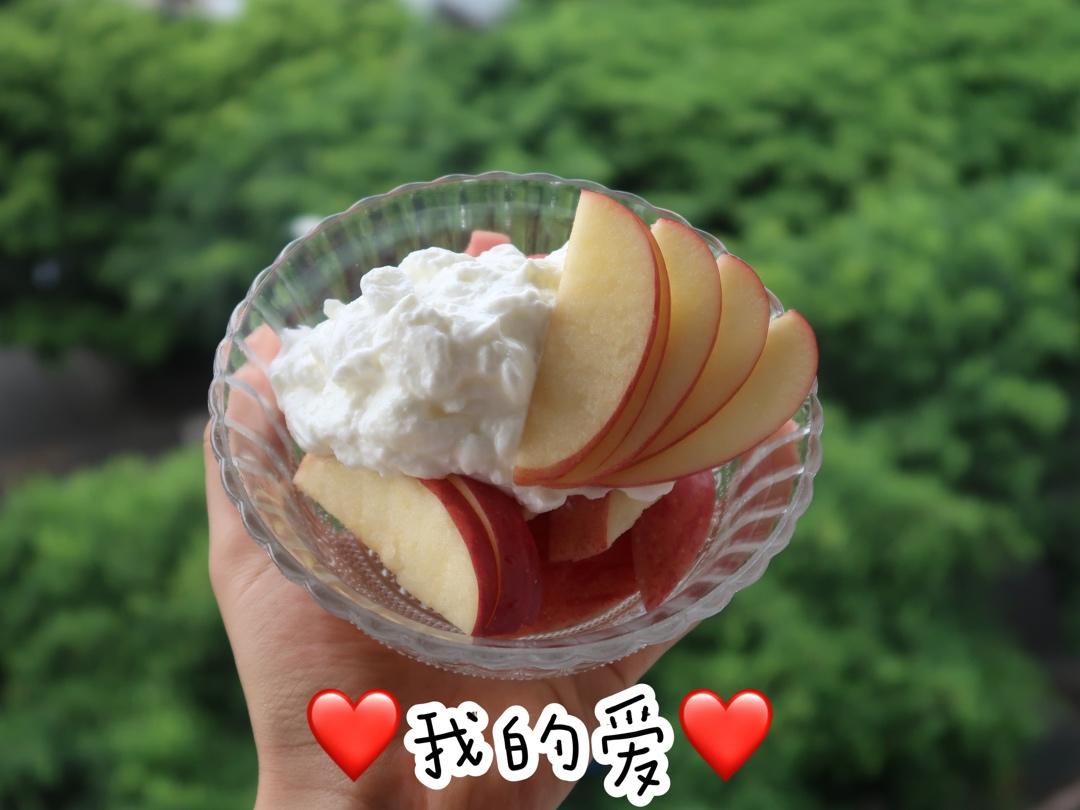 keep healthy&happy 希腊酸奶苹果“tartine”➡️快手练前餐