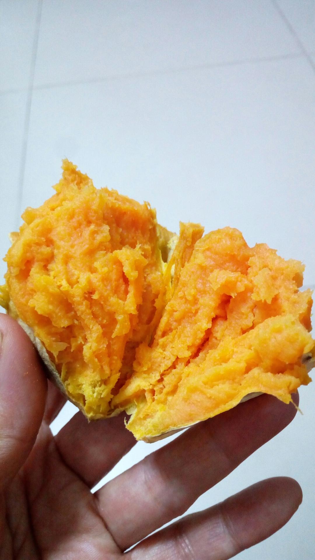 烤红薯(微波炉版)的做法