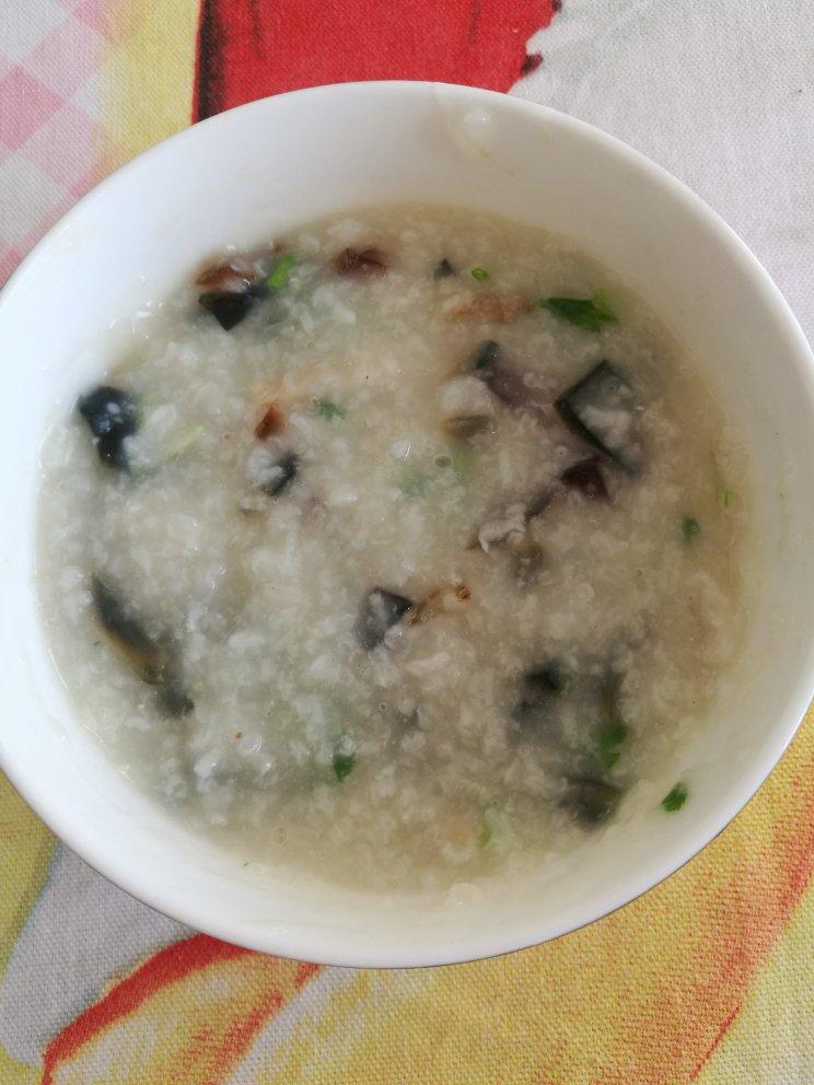 十五分钟快手之香滑皮蛋瘦肉粥(附五分钟电饭煲电压力锅更快捷方法)