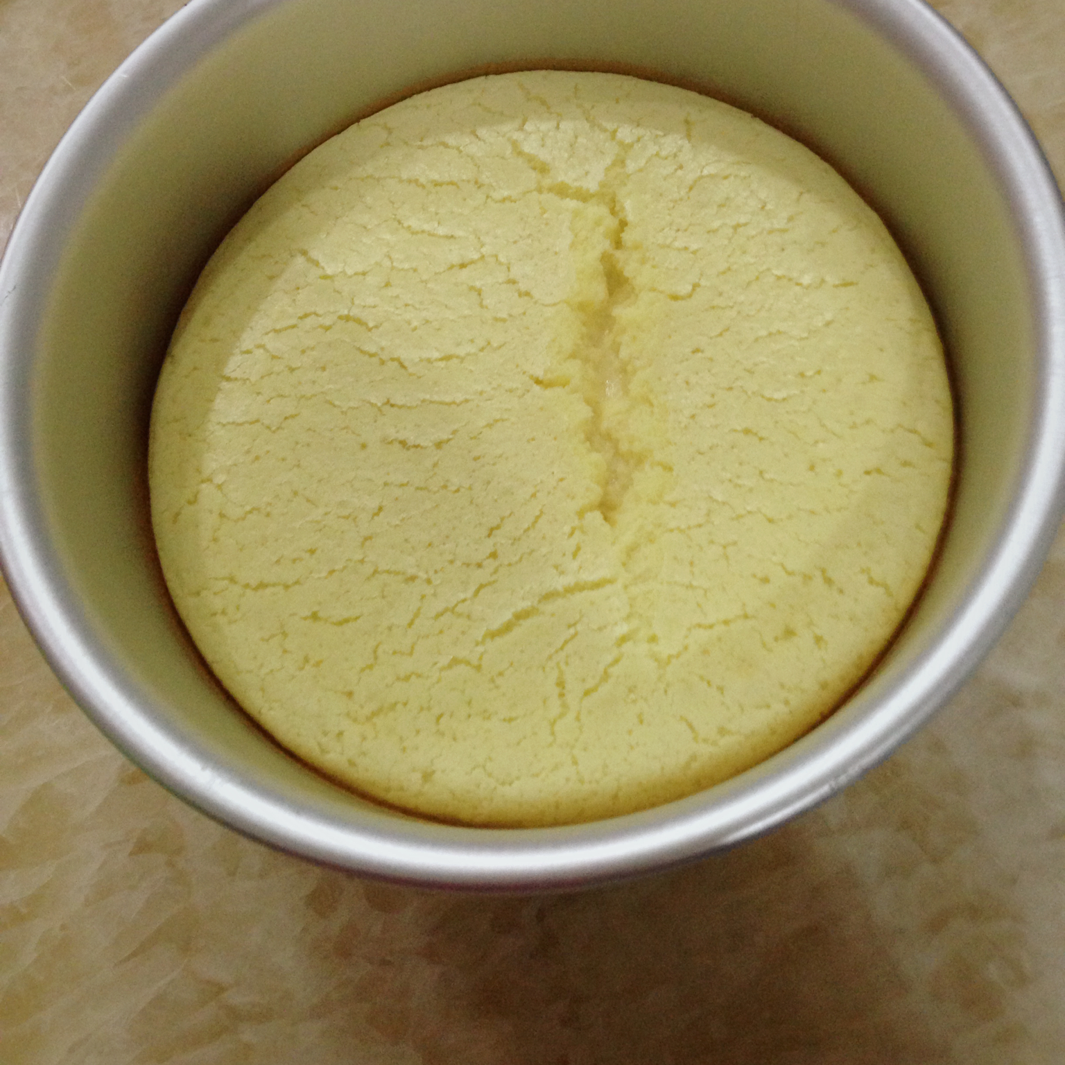 烤箱做蛋糕（戚风蛋糕的做法）