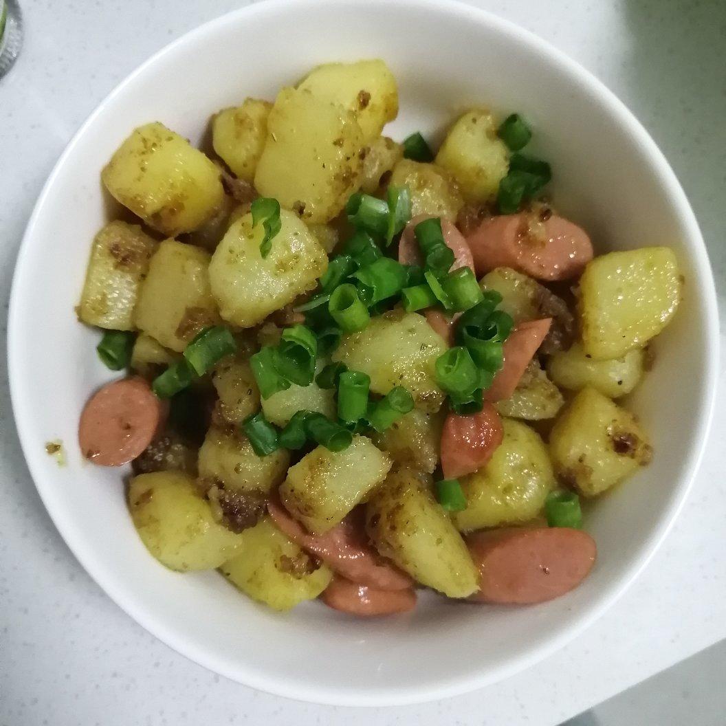 香辣过瘾的孜然土豆火腿，比路边摊还好吃