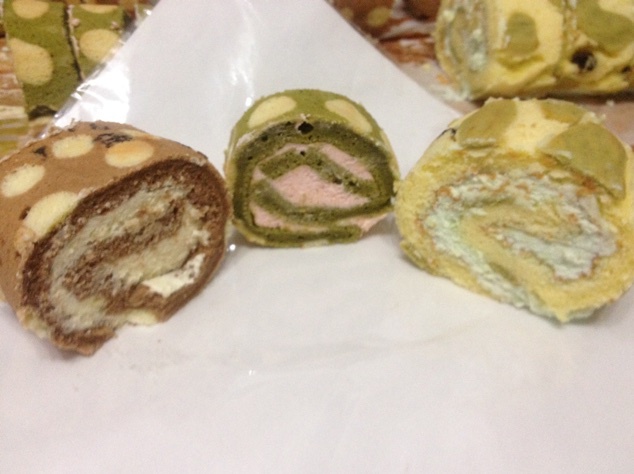 可可奶油波点蛋糕卷