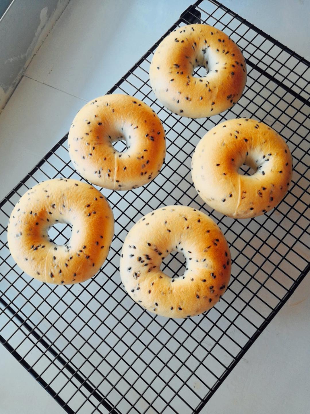 原味贝果🥯/黑芝麻贝果🥯