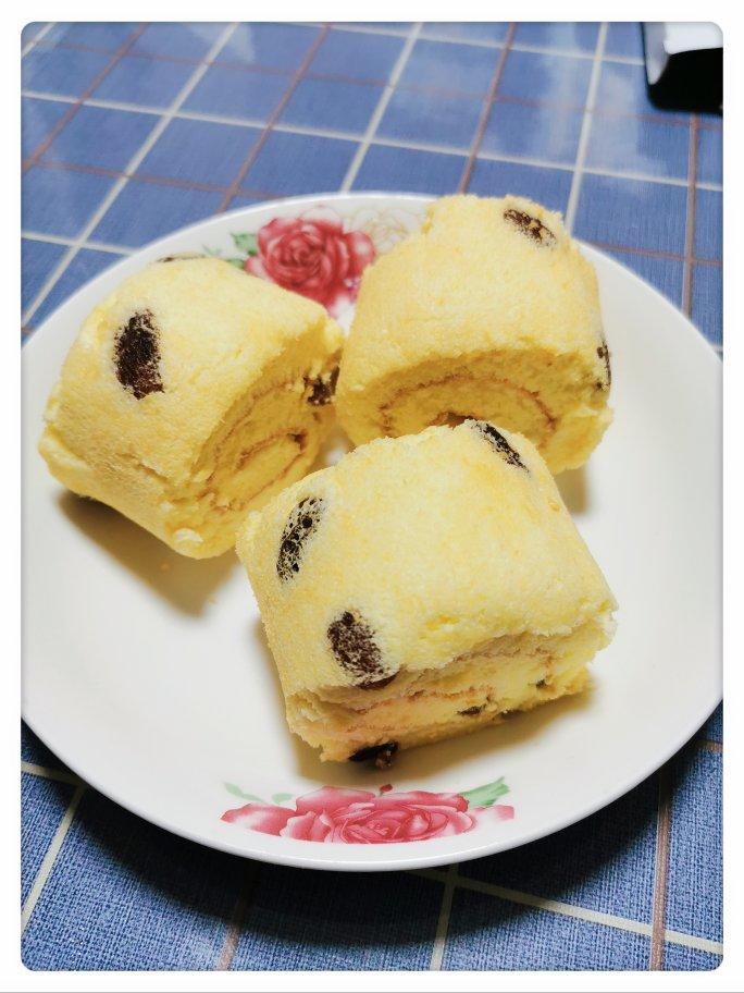 葡萄干蛋糕卷